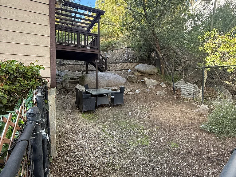 28426 Sandhurst Way — Photo 24