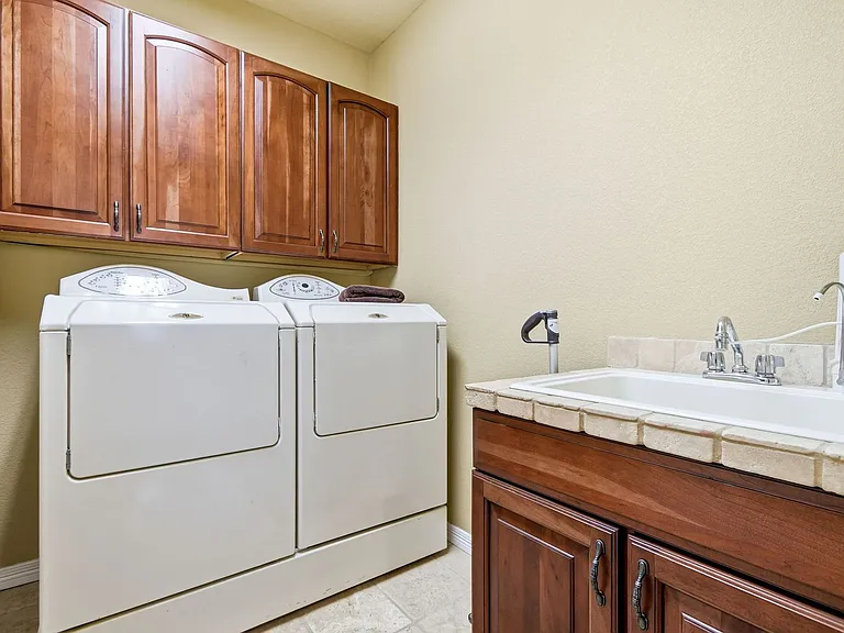 11865 E Maplewood Ave — Photo 17