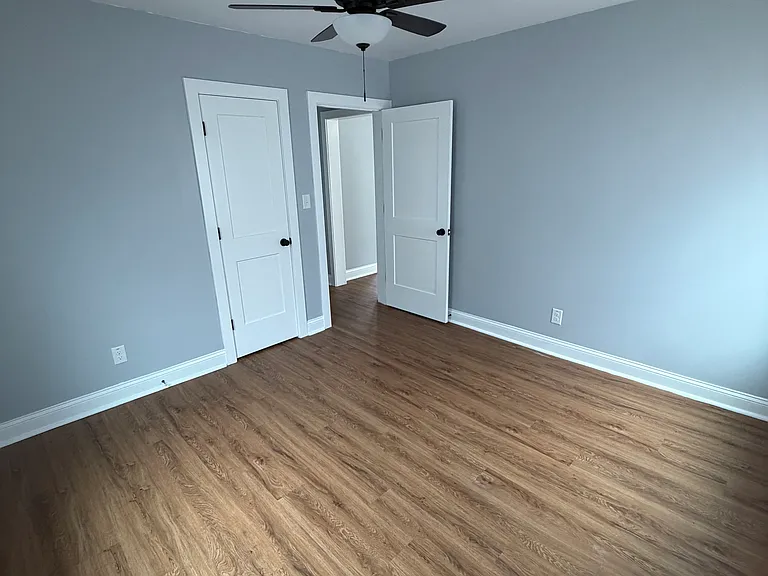 1623 Kenneth Ave — Photo 5