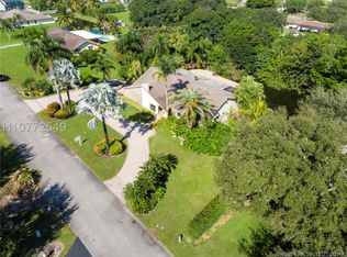 11601 SW 21st Ct, Fort Lauderdale, FL 33325