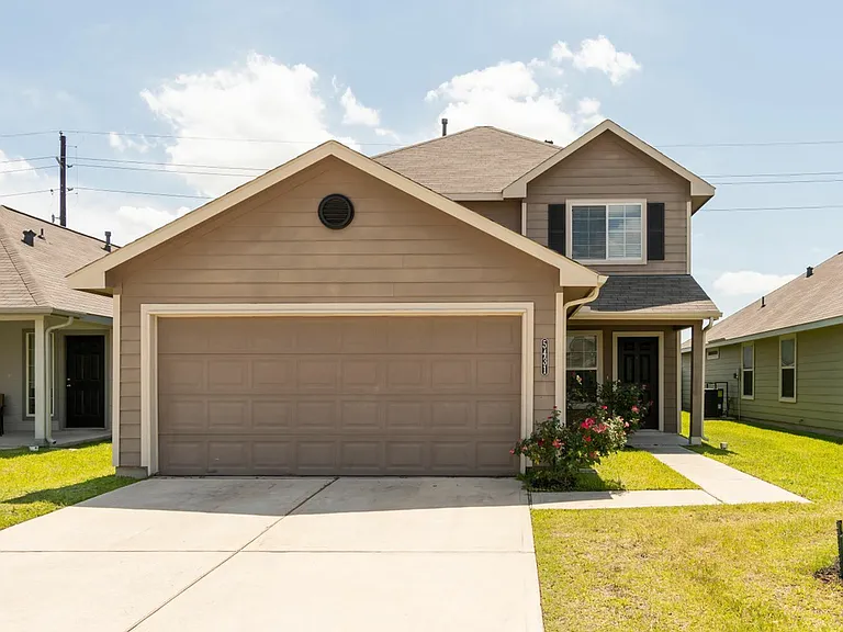 5431 Amelia Plantation Dr — Photo 1