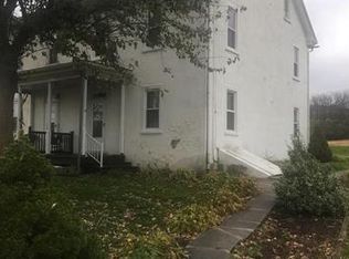 318 Hilltop Rd, Kutztown, PA 19530