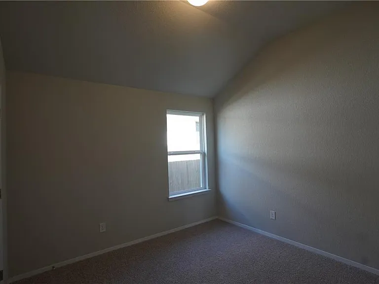 131 Trailstone Dr — Photo 15