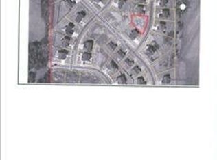 505 Harland Dr, Manhattan, KS 66503