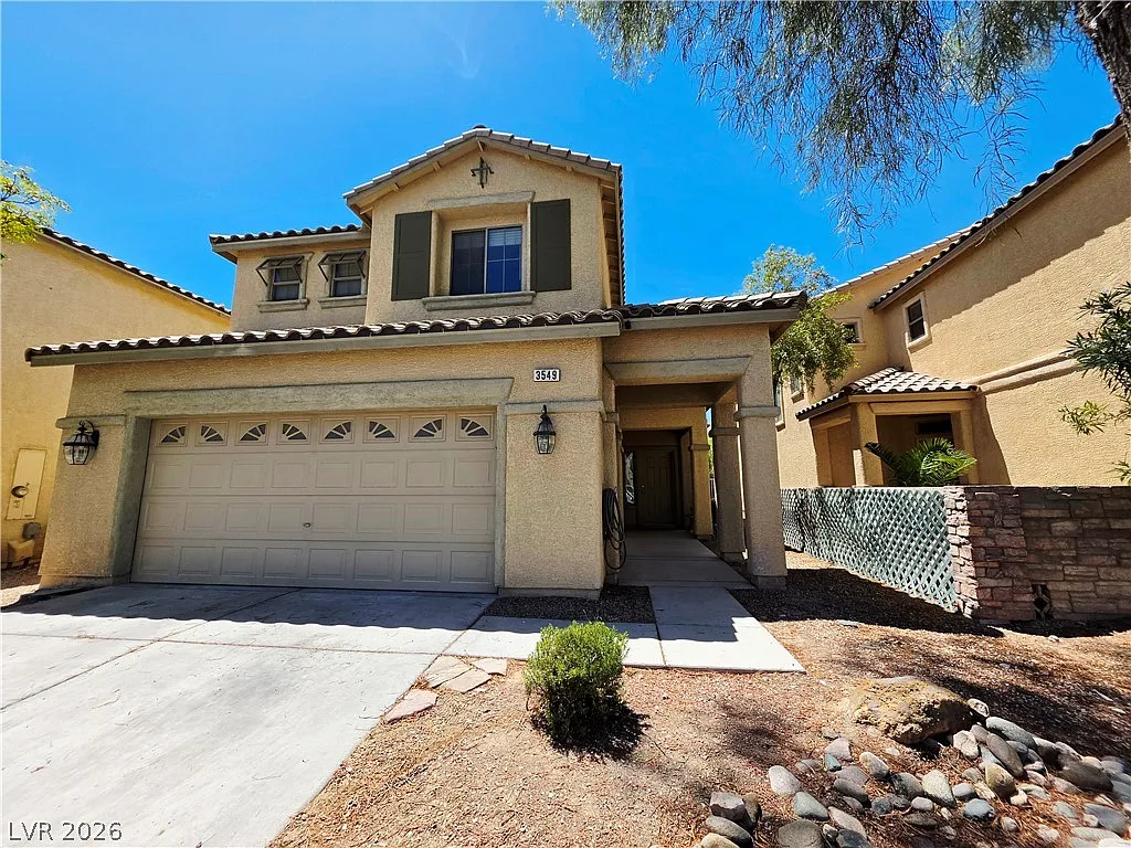 5 bed, 3.0 bath, 2775 sqft, $2,800 — Photo 2