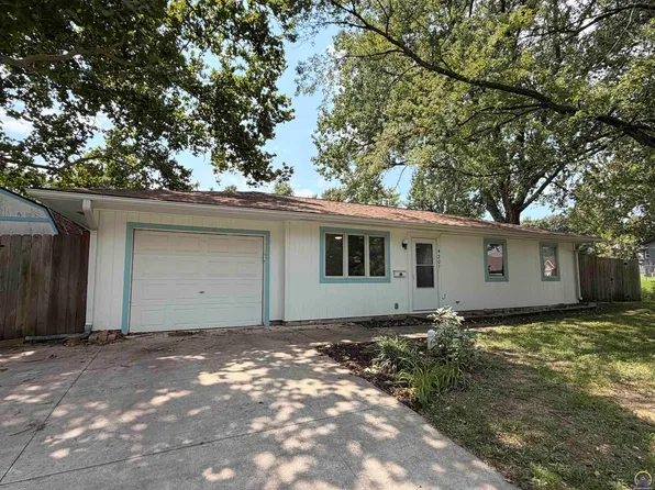 4201 SW 33rd Ter, Topeka, KS 66614