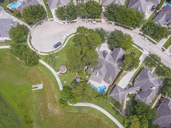 3rd image of 14303 Laurus Estates Ln
