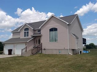 7367 E Broomfield Rd, Mt Pleasant, MI 48858