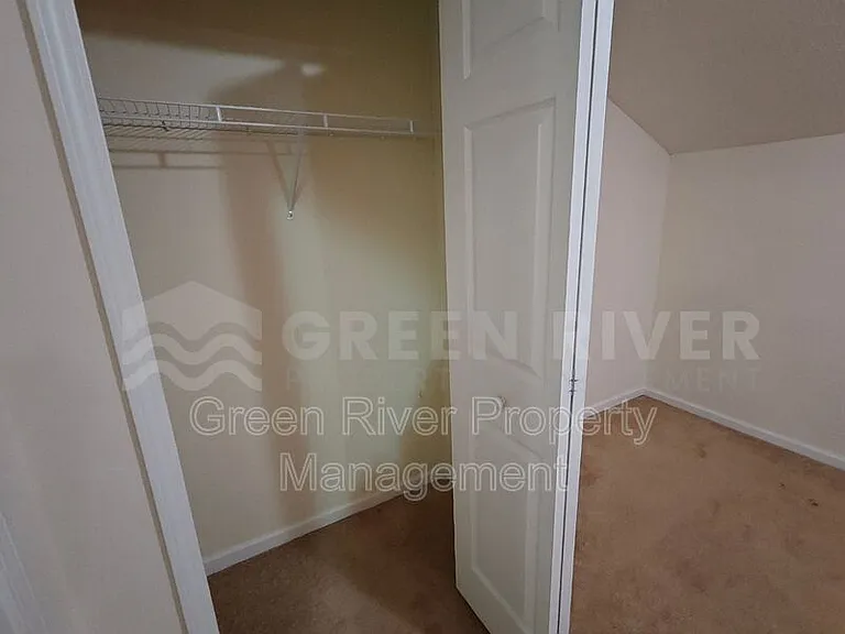 3107 Zeyno Dr — Photo 34