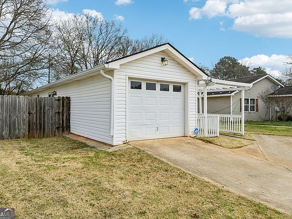 2nd image of 269 Buckingham Ct