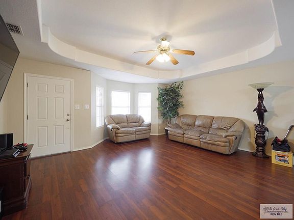 2nd image of 3082 Aberdeen Dr