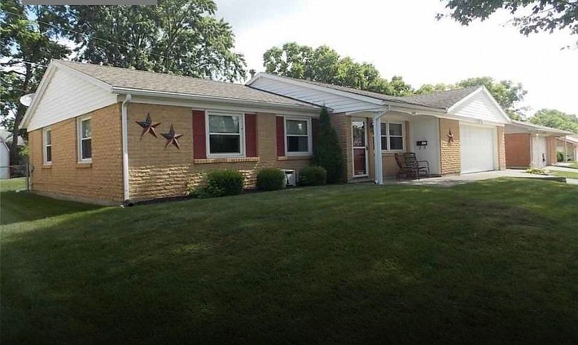 1st image of 1079 Royalton Dr