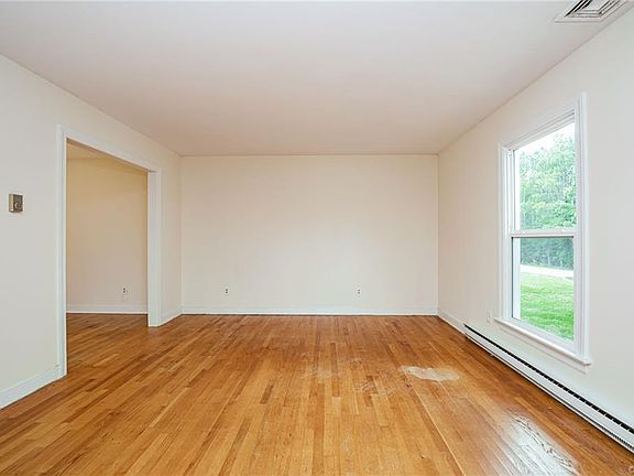5th image of 4713 Monaco Dr