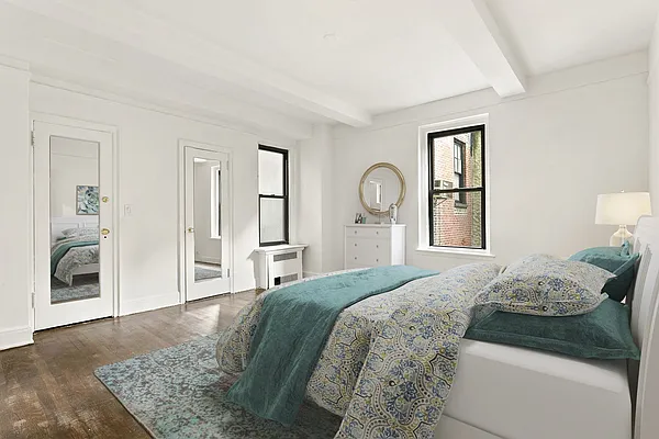 Sold by Compass | media 30