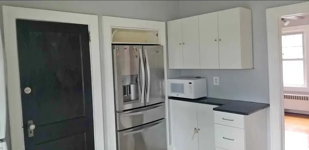 4 bed, 1050 sqft, $4,000 — Photo 2