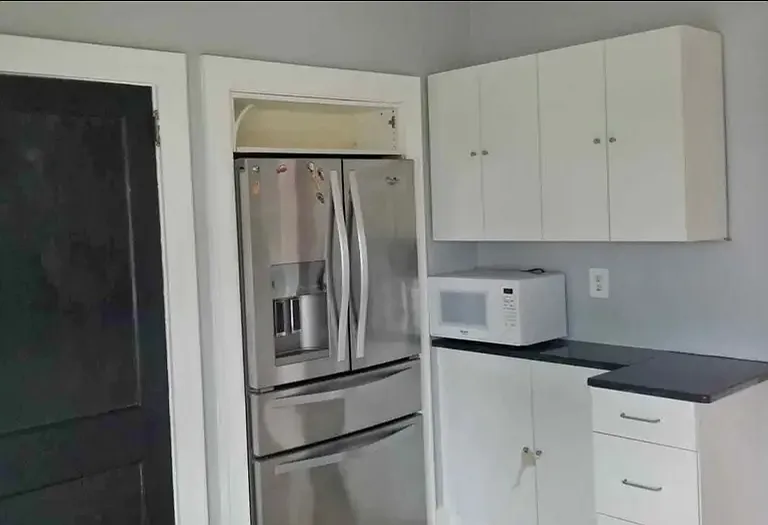390 Columbus Ave — Photo 2