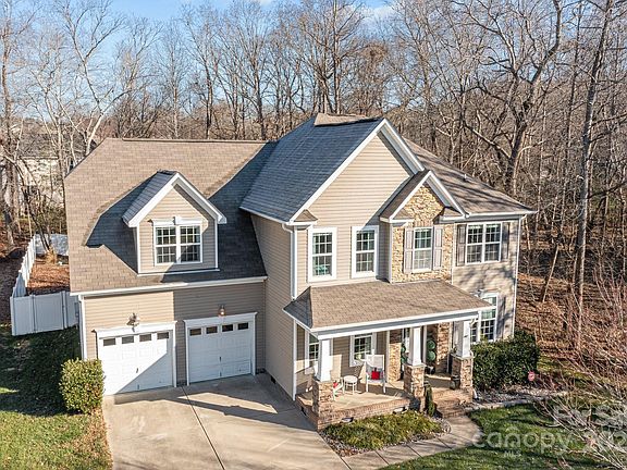 4th image of 1107 Brookdale Ln