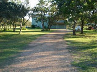 414 Loop Rd, Seadrift, TX 77983