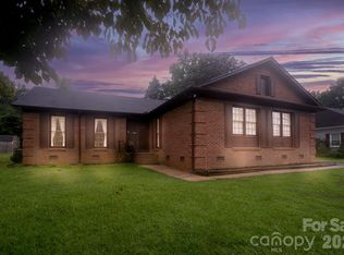 5742 Faulconbridge Rd, Charlotte, NC 28227