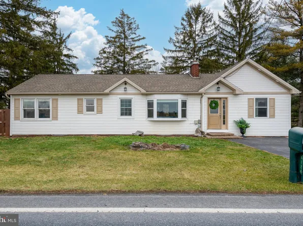 6124 Elizabethtown Rd, Manheim, PA 17545
