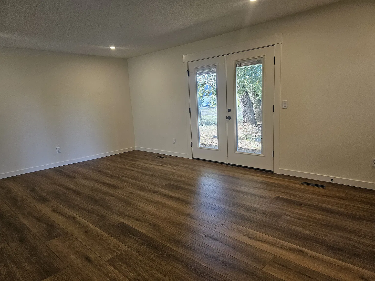 3 bed, 1560 sqft, $3,200 — Photo 4