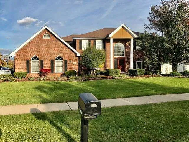 17919 Golden Pheasant Dr photo 1