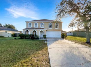 1930 Thorngate Ln, Mascotte, FL 34753
