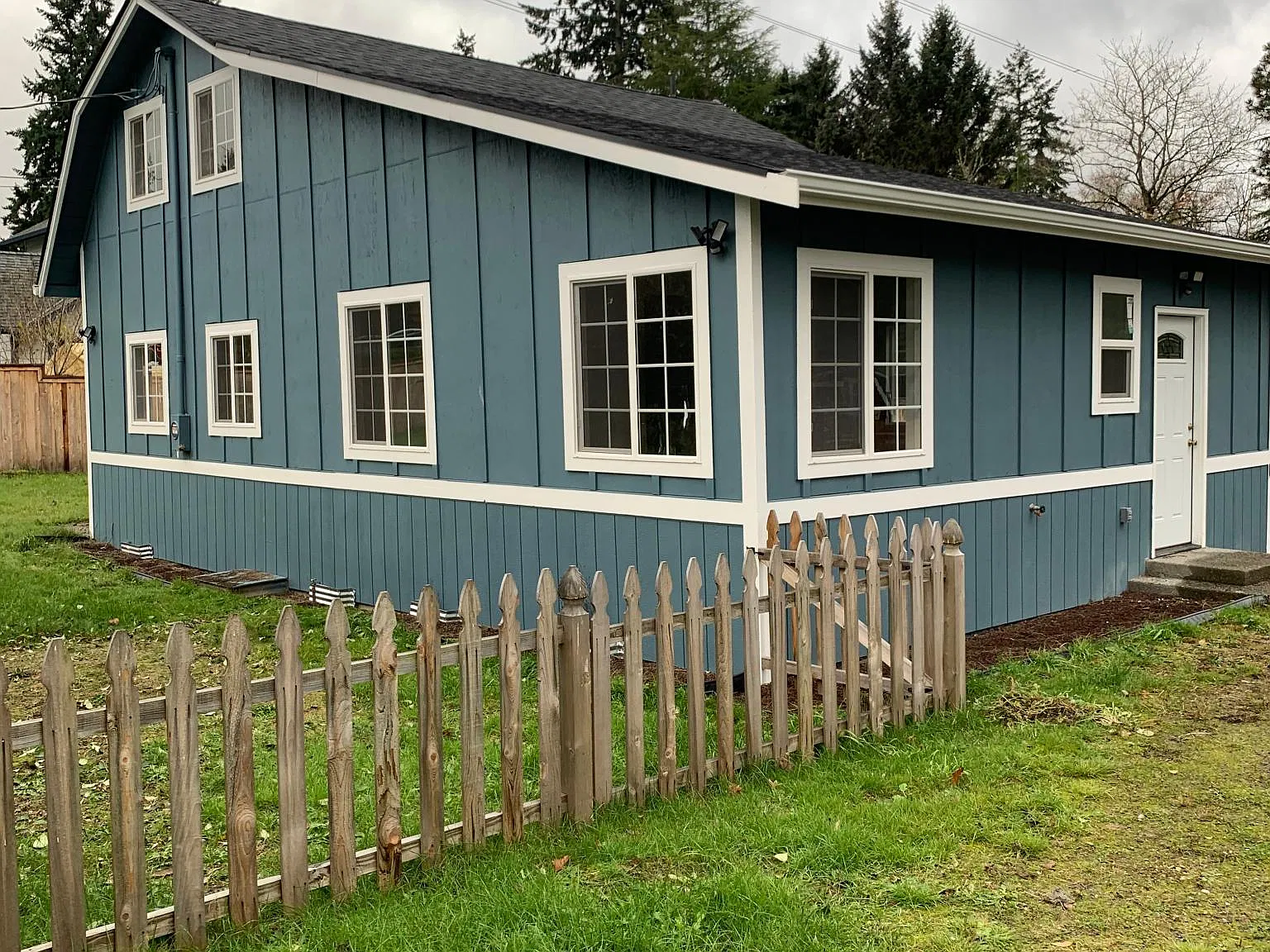 4 bed, 2.5 bath, 1670 sqft, $3,100 — Photo 1