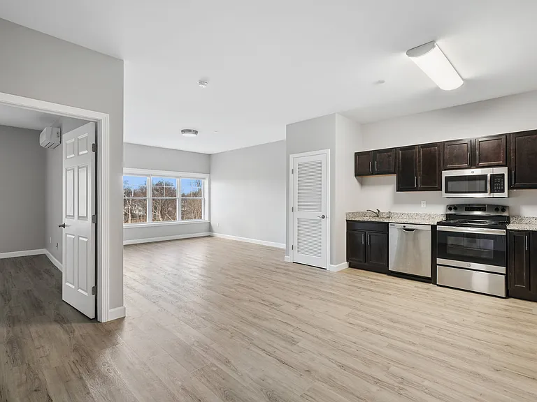 Lofts at 335 — Photo 8
