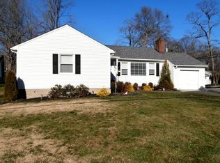 24 Wilmont Ave, White Plains, NY 10605