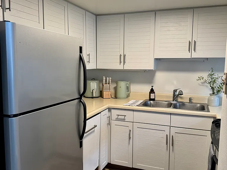 100 Midland Ave #403 — Photo 9