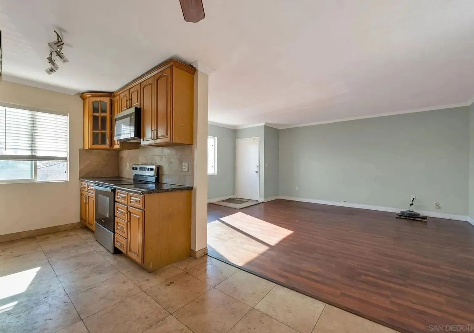 Must see 2 bedroom condo with A/C & community pool! — Photo 2