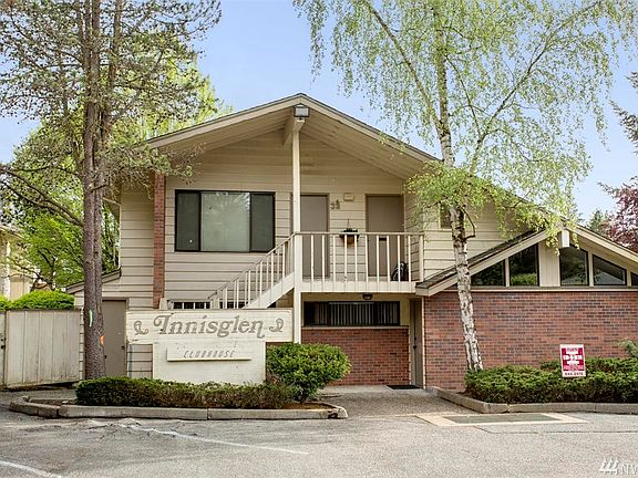 3rd image of 2440 140th Ave NE APT 57