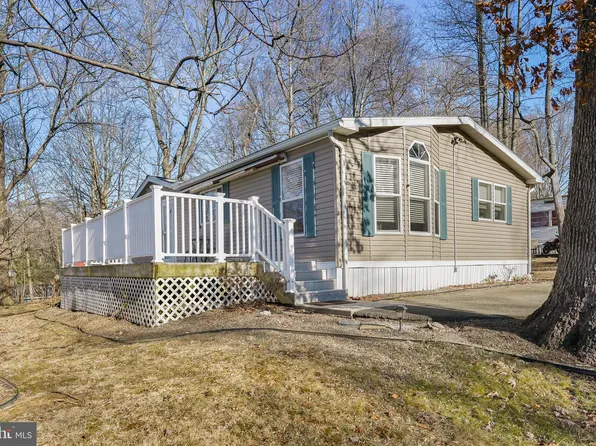 110 Sharon Dr, Nottingham, PA 19362