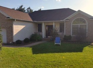 994 Lawnridge St NE, Bolivar, OH 44612