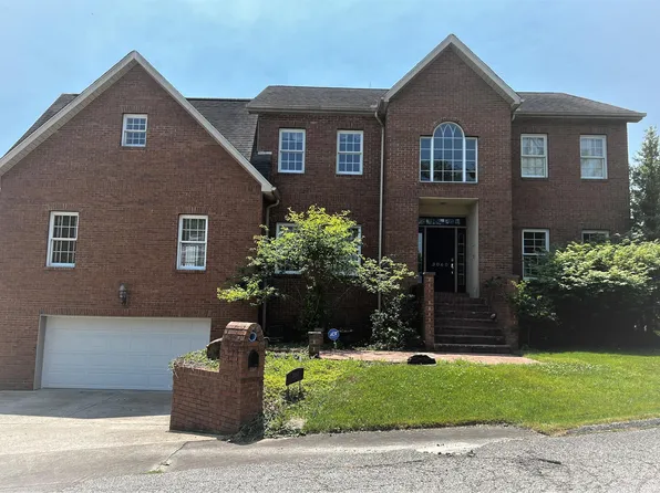 3060 Fox Ridge Ct, Flatwoods, KY 41139