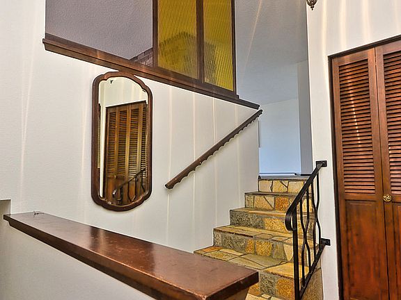 Enter.! Beautiful Stone Entry all Cleaned & Polished!