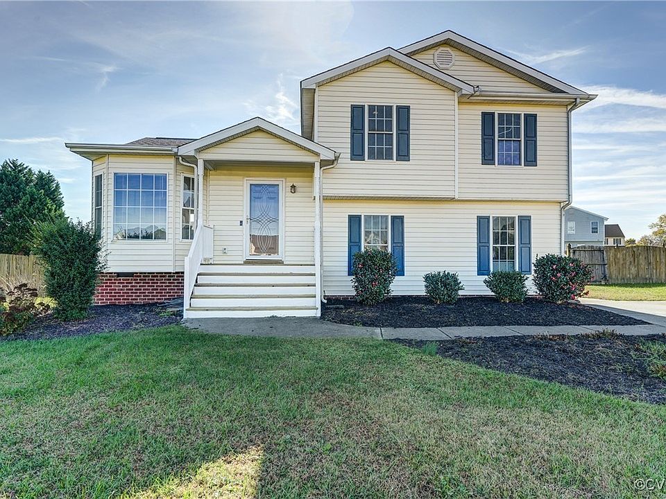 1st image of 1121 Durley Ct