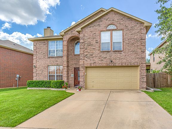 2nd image of 2302 Green Creek Dr