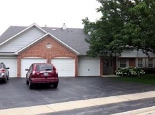 321 Charlotte Ct UNIT 4, Schaumburg, IL 60193