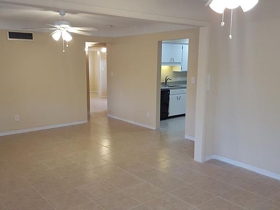 4th image of 4021 35th Ave N