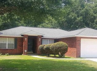 5109 Westport Dr, Milton, FL 32570