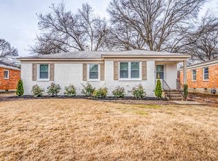 1541 Ivy Rd, Memphis, TN 38117