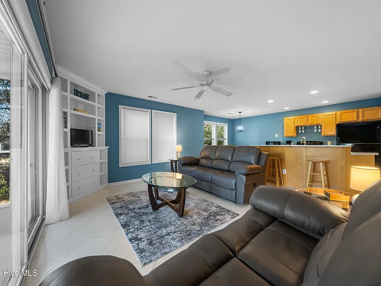 3350 Club Villas Dr #1302 — Photo 16