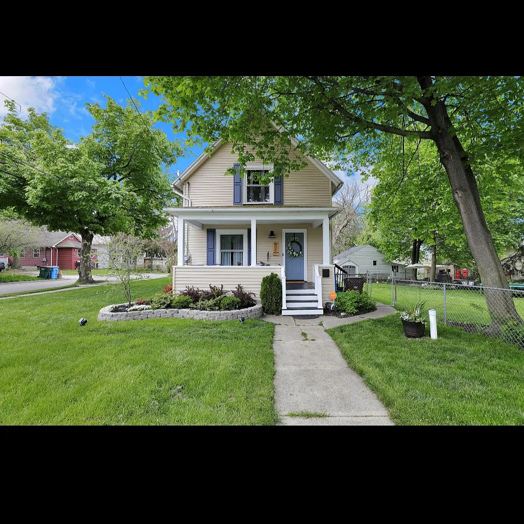 801 Clark St photo 1