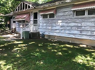 222 Fillmore St, Worden, IL 62097