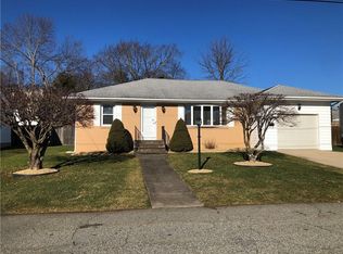 91 Meadow Rd, North Providence, RI 02904