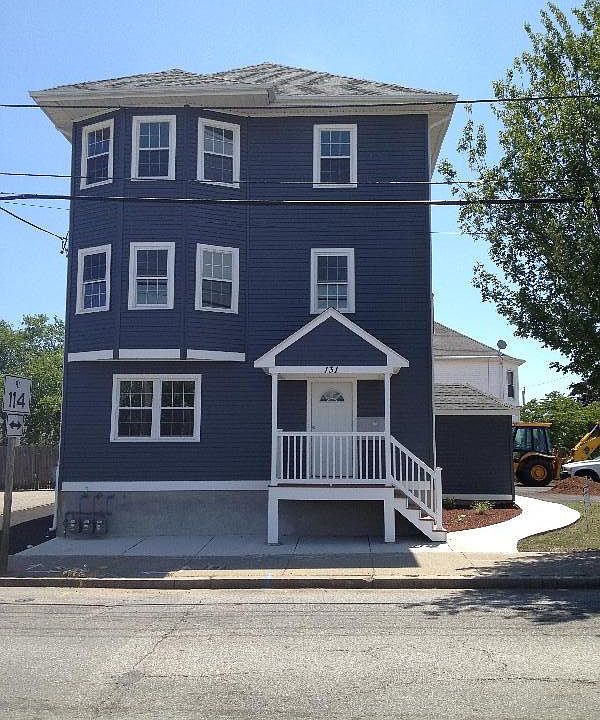1st image of 131 Beverage Hill Ave #3