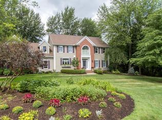 1330 Reserve Dr, Akron, OH 44333