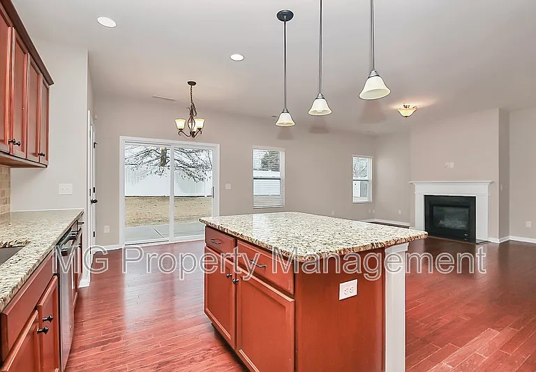12700 Wither Steele Ct — Photo 8
